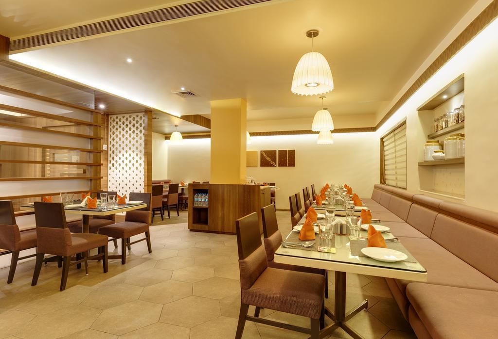 Citrus Hotel Колхапур Экстерьер фото