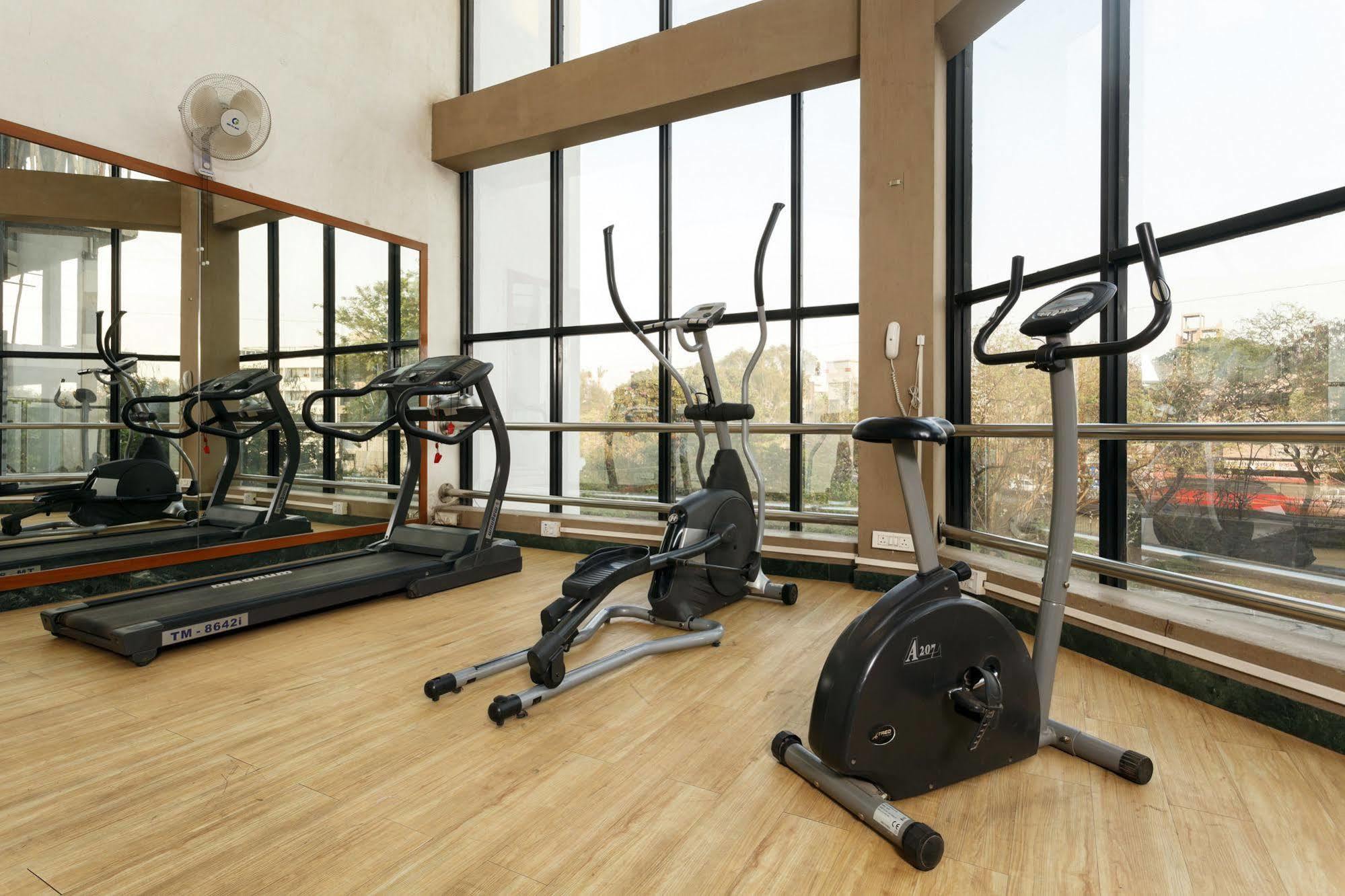 Citrus Hotel Колхапур Экстерьер фото